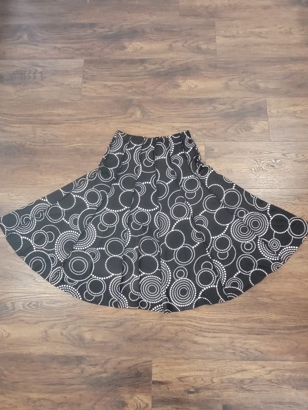 Chances R Black Circle-Print Skater Skirt with High Waist